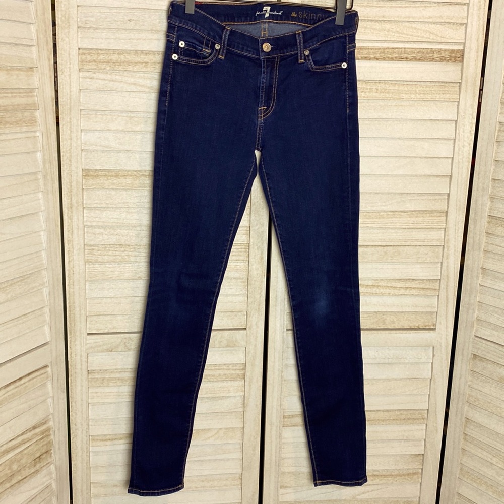 7 for All Mankind Jeans the Skinny Jeans. Size 27